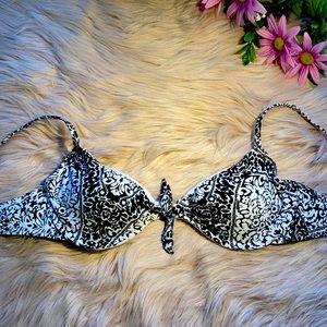 Sofia by VIX | Forest Cup Top